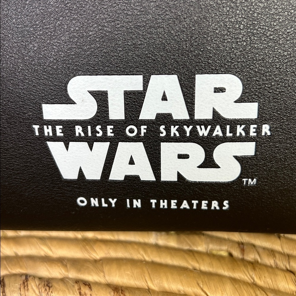 NWT Star Wars x  United Airlines Airline Travel Amenity - Picture 2 of 5